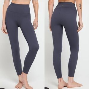 Spiritual Gangster Love Sculpt 7/8 Leggings. Size M/L. New With Tags.